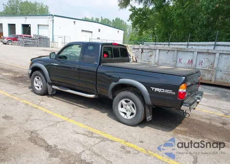 2004 Toyota Tacoma Xtracab z USA, uszkodzony, nr VIN 5TEWN72N64Z391867